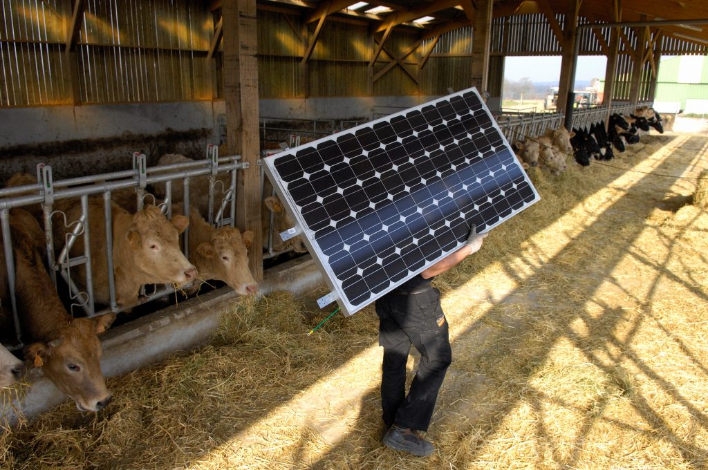 agriculture-photovoltaïque-solaire-hangar-agricole-élevage-ihe-energies